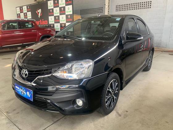 TOYOTA ETIOS 1.5 PLATINUM SEDAN 16V FLEX 4P AUTOMÁTICO